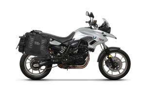 Kompletní sada bočních adventure brašen SHAD TERRA TR40, včetně montážní sady SHAD BMW F 650 GS / F 700 GS/ F 800 GS (2008 - 2018)