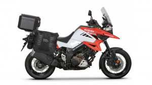 Kompletní sada bočních adventure brašen SHAD TERRA TR40 a  černého hliníkového 48L topcase, včetně m SHAD SUZUKI DL 1000 V-Strom/ DL 1050 V-Strom